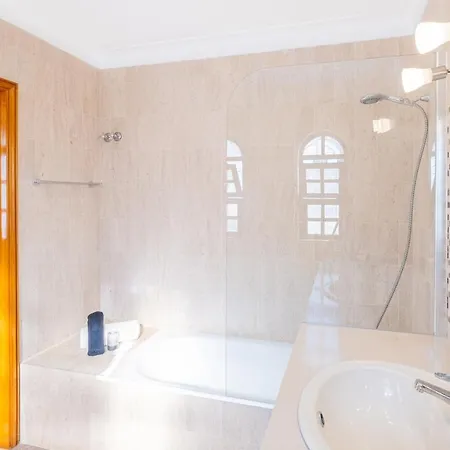 Molucas By Algarve Vacation البوفيرا