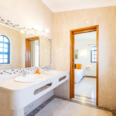 Molucas By Algarve Vacation Villa