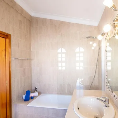 Molucas By Algarve Vacation فيلة البوفيرا